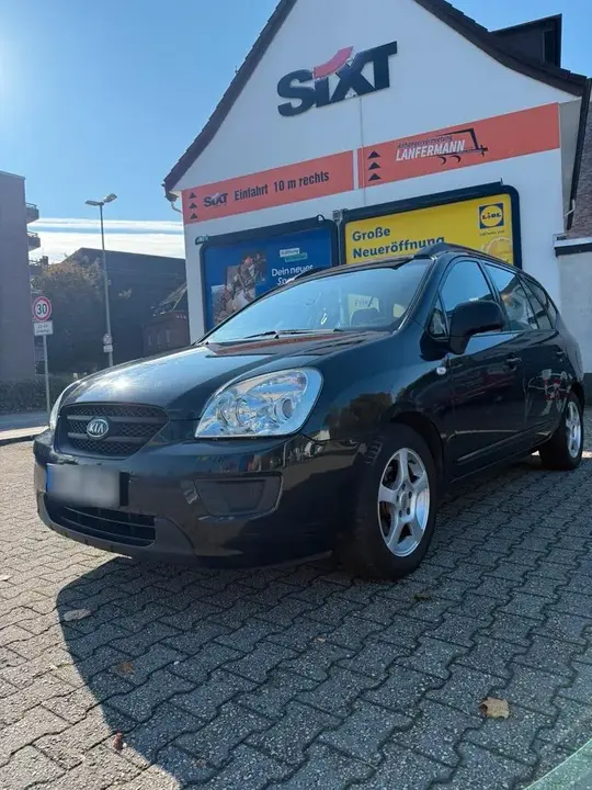 Kia Carens