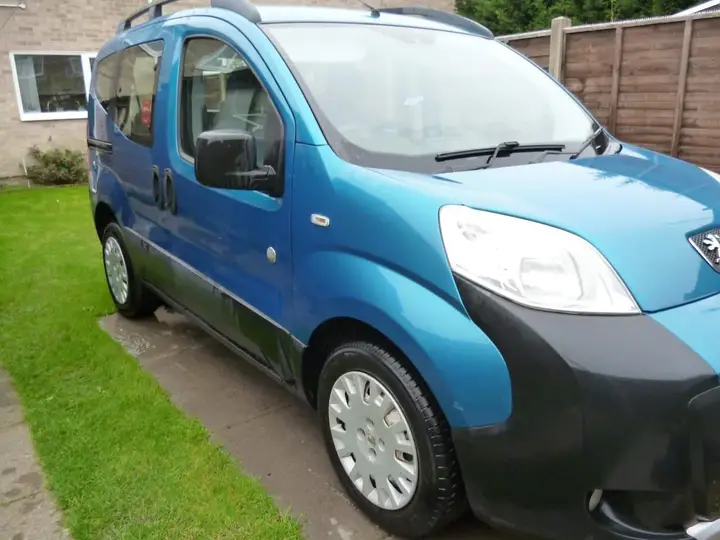 Peugeot Bipper Tepee 2010 photo 2