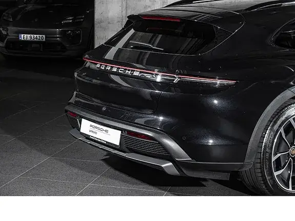 Porsche Taycan 4 2021 photo 5