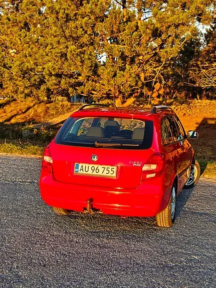 Skoda Fabia 2008 photo 3