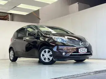 Nissan Note 2016 photo 2