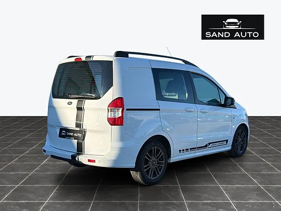 Ford Transit Courier 2017 photo 2