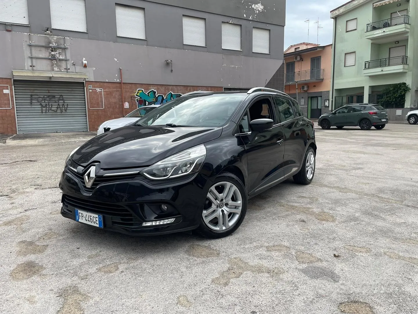 Renault Clio 2018 photo 2