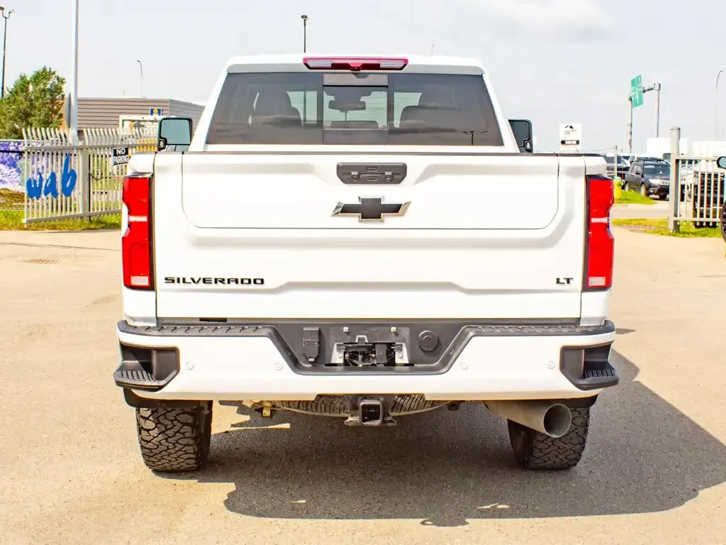 Chevrolet Silverado 2500 2024 photo 5