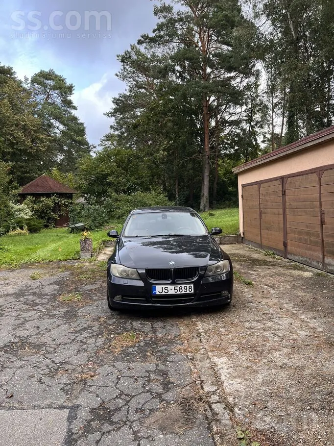 BMW 330 2007 photo 2