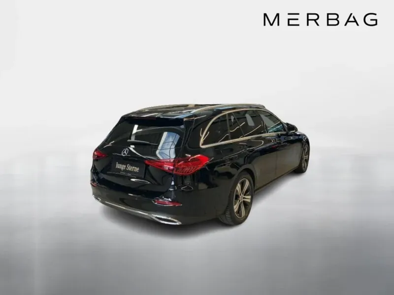 Mercedes-Benz C-Class 2025 photo 3