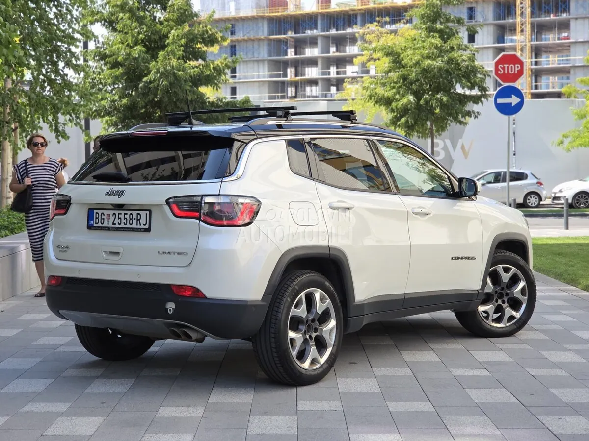 Jeep Compass 2018 photo 4