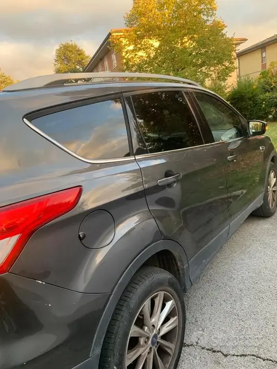 Ford Kuga 2015 photo 2