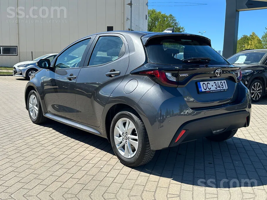 Toyota Yaris 2025 photo 3