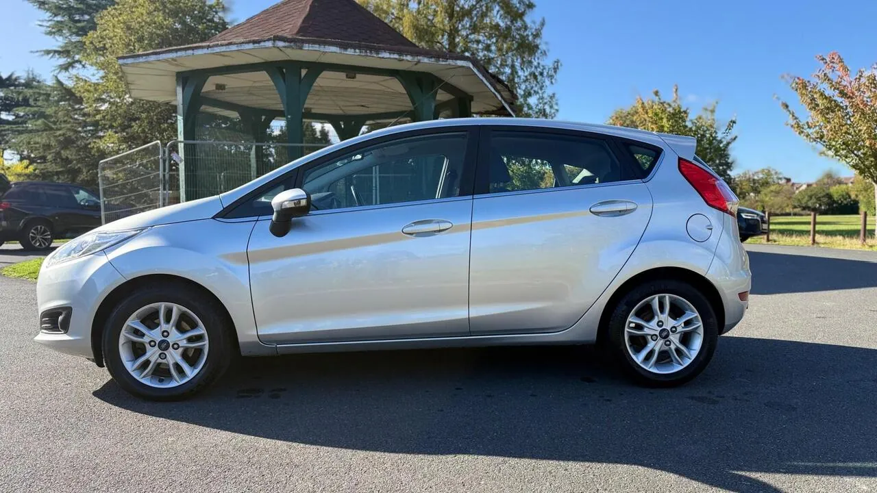 Ford Fiesta 2015 photo 5