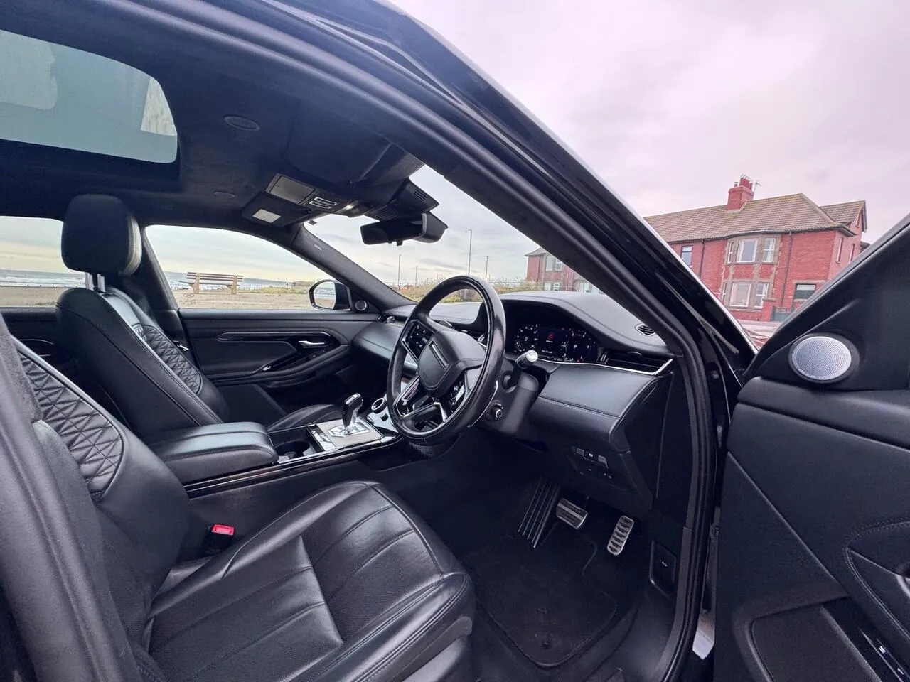 Land Rover Range Rover Evoque 2021 photo 5