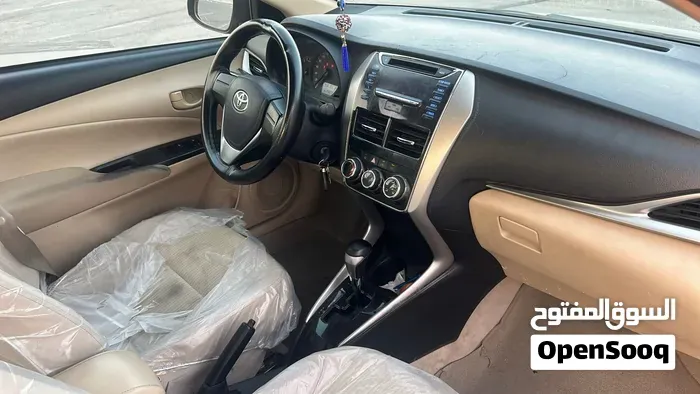 Toyota Yaris 2018 photo 3