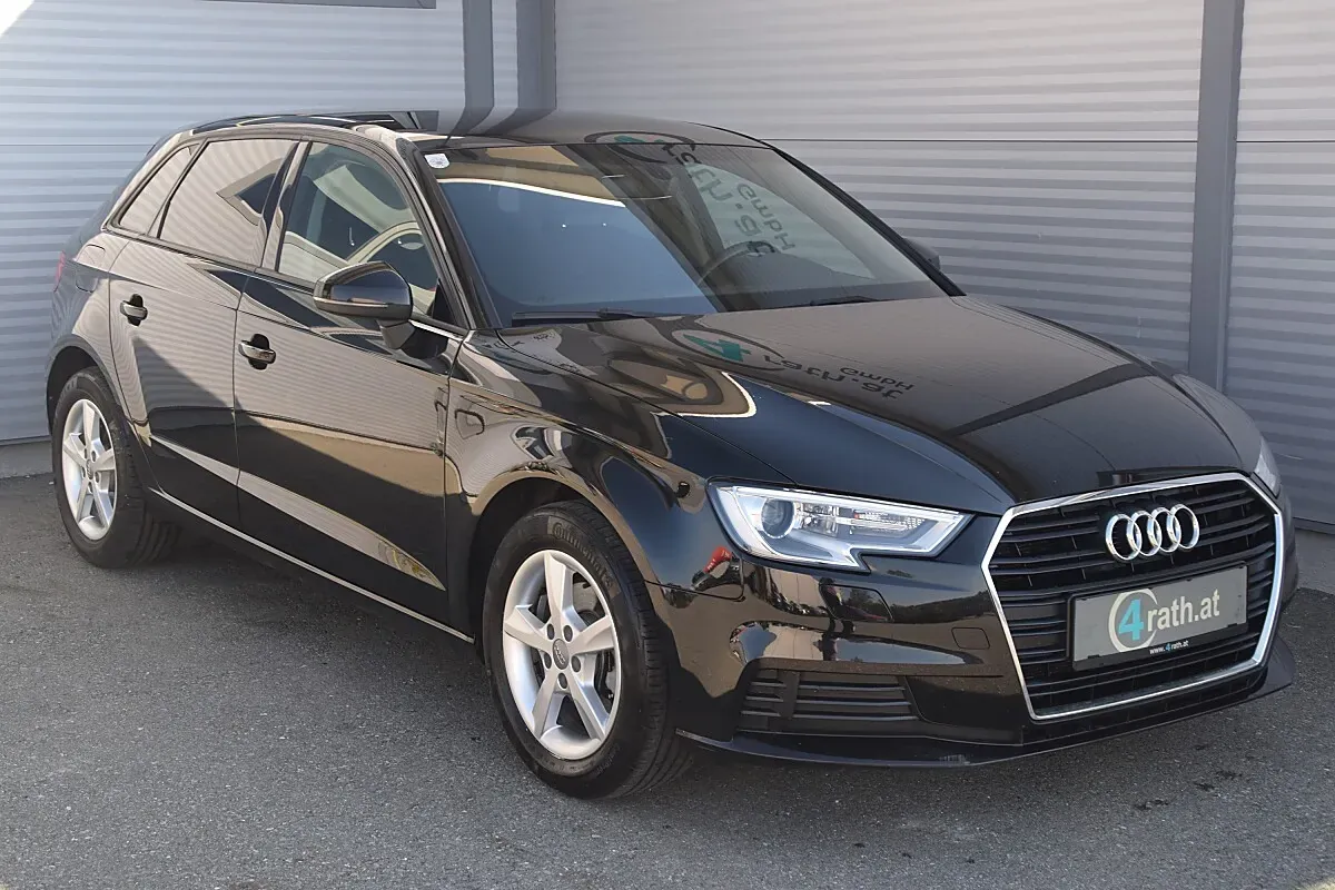 Audi A3 2017 photo 2