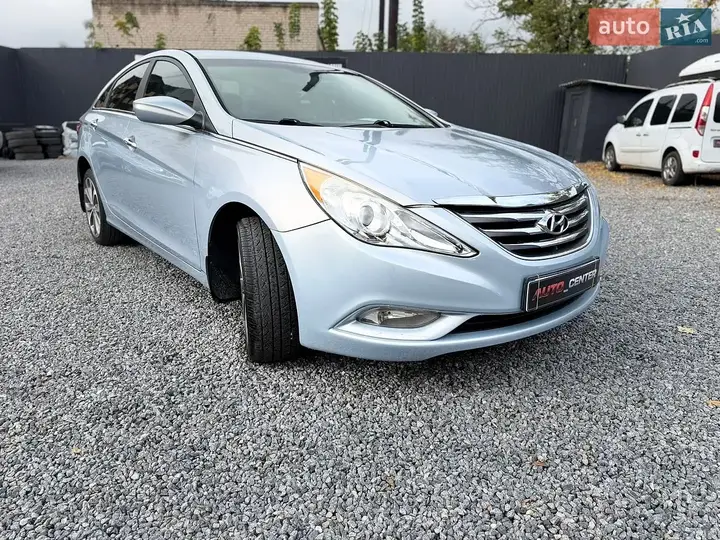 Hyundai Sonata 2013 photo 3