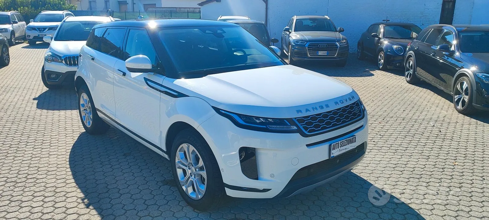 Land Rover Range Rover Evoque 2021 photo 3