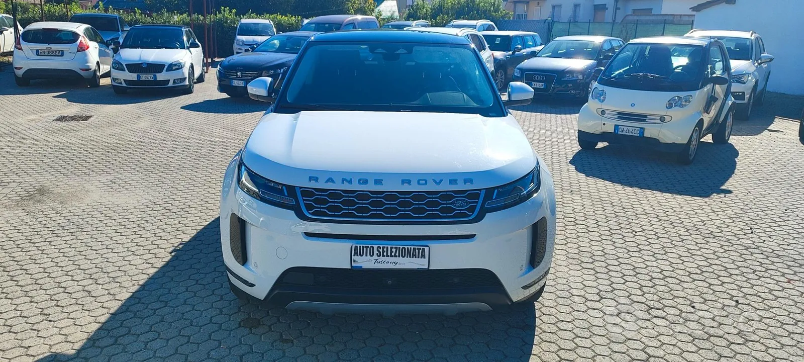 Land Rover Range Rover Evoque 2021 photo 2