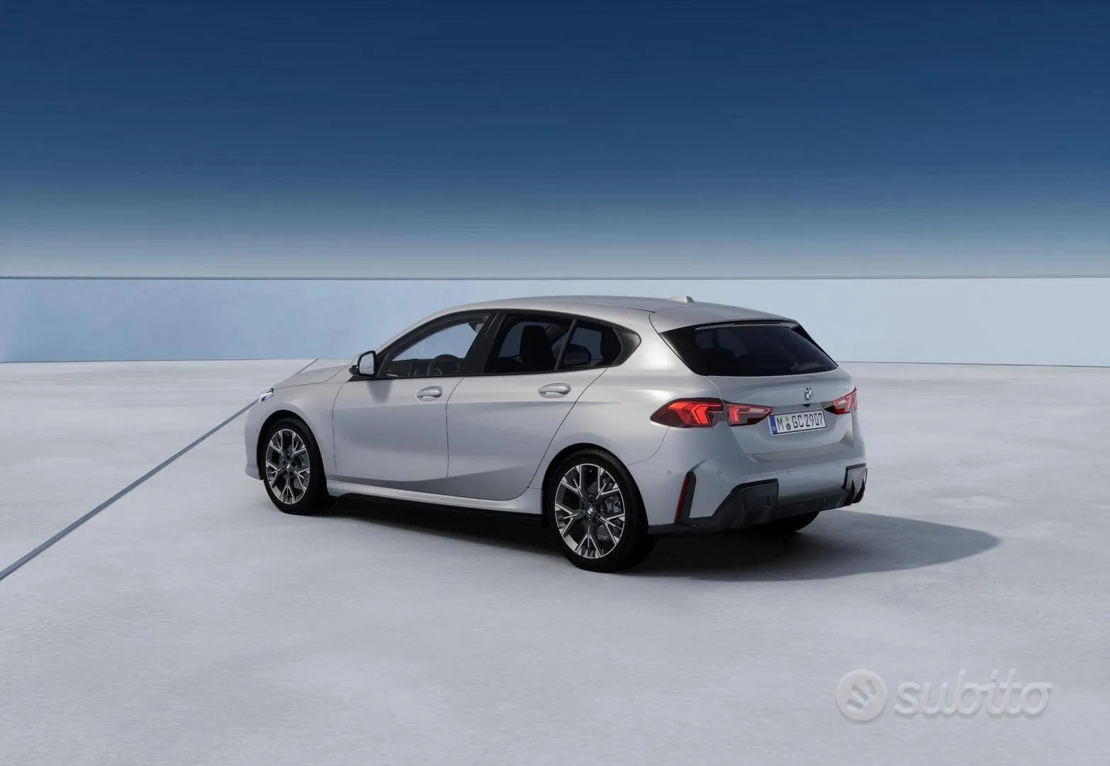 BMW 1 Series 2026 photo 2