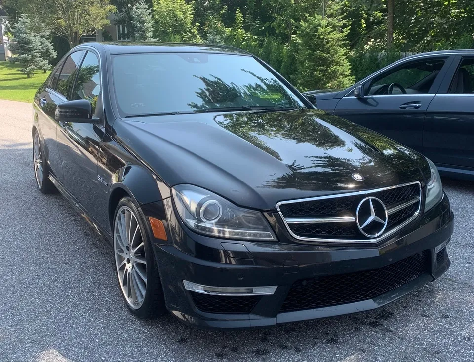 Mercedes-Benz C63 Amg