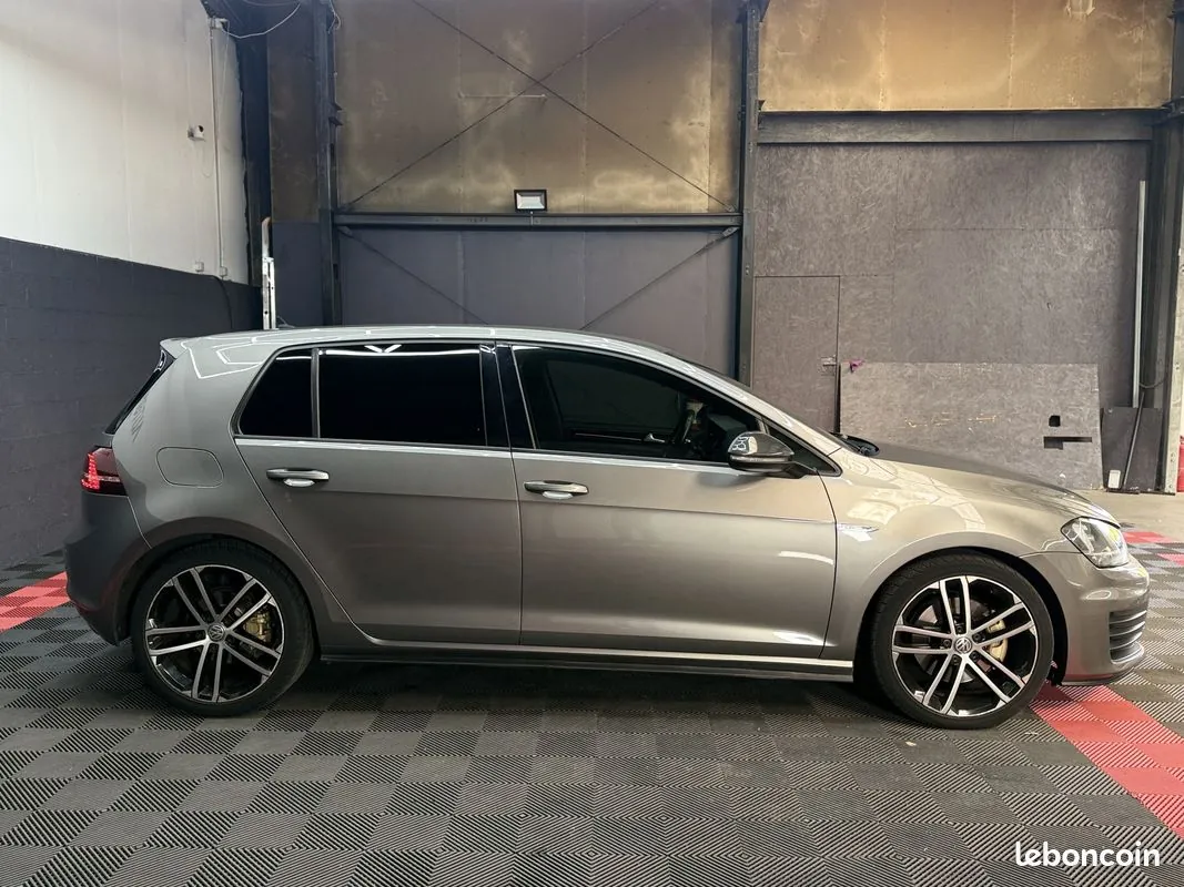 Volkswagen Golf 2015 photo 4