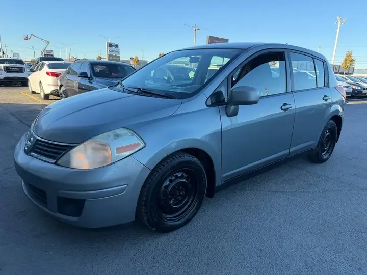 Nissan Versa 2007 photo 4