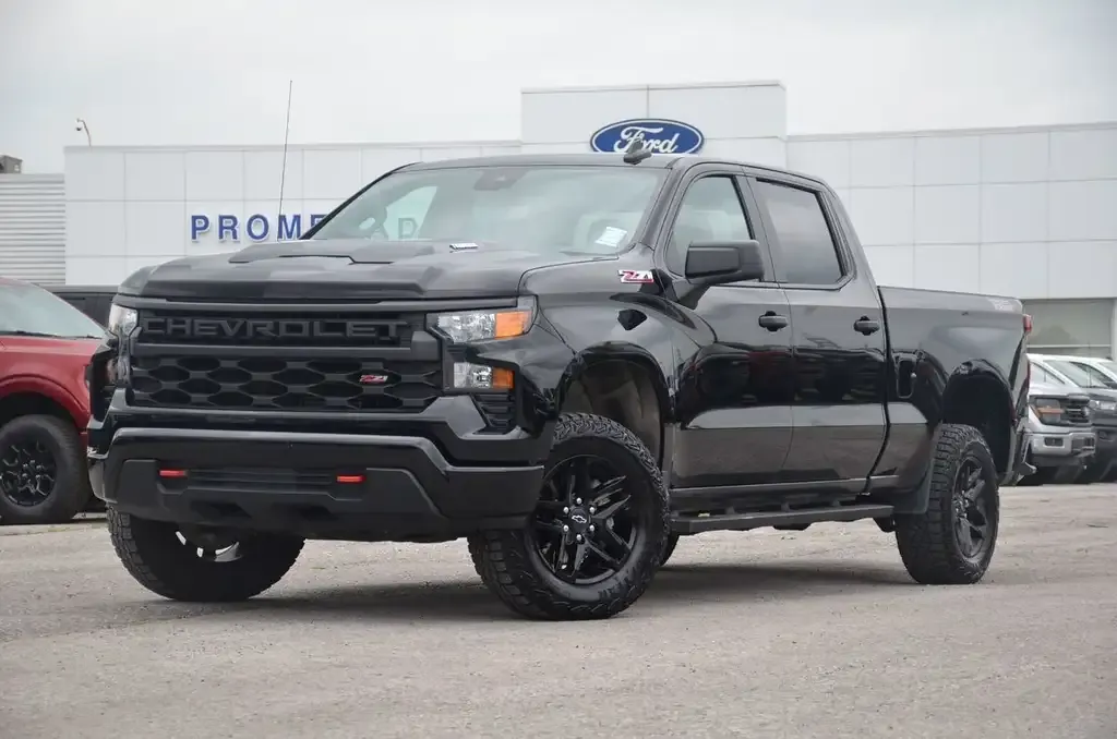 Chevrolet Silverado 1500 2025 photo 3