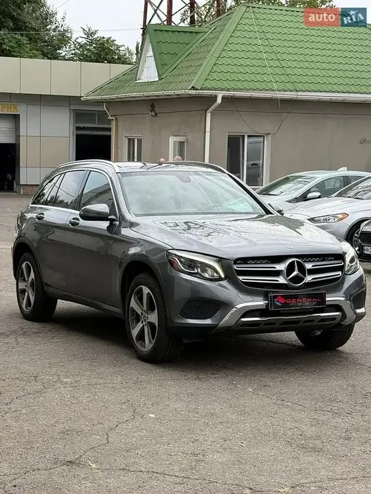 Mercedes-Benz Glc 2018 photo 3