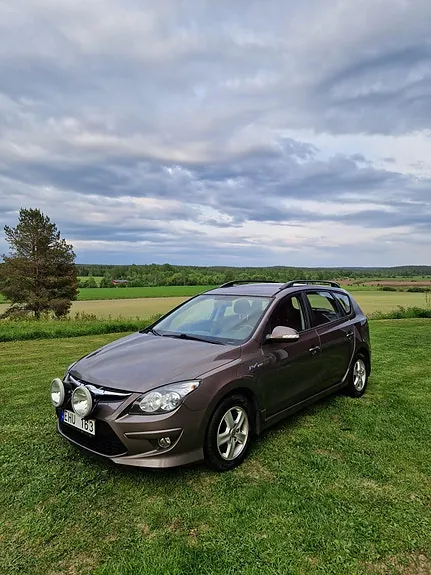 Hyundai I30 2011 photo 3