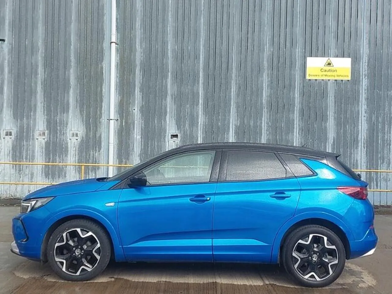 Vauxhall Grandland 2023 photo 4