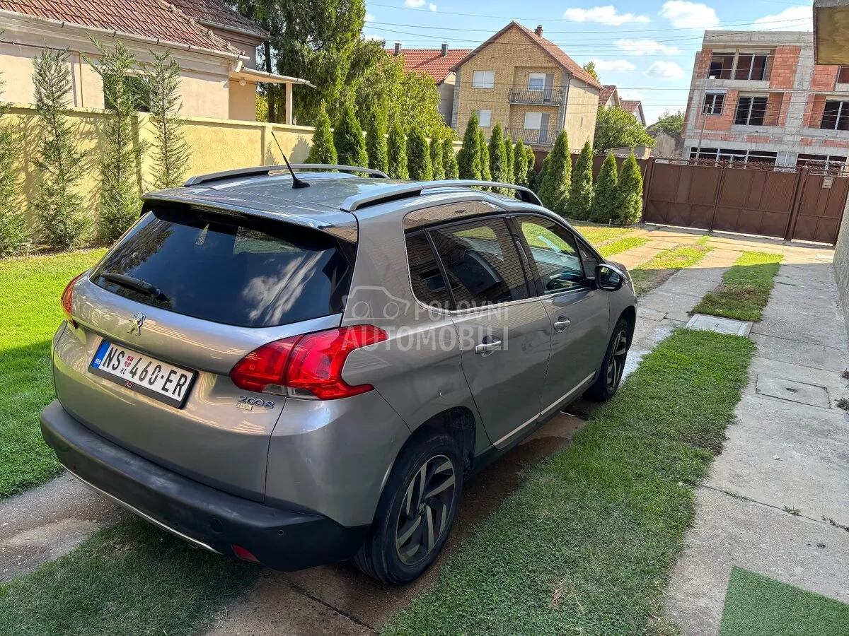 Peugeot 2008 2015 photo 5