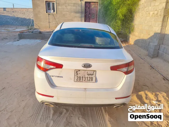 Kia Optima 2013 photo 2