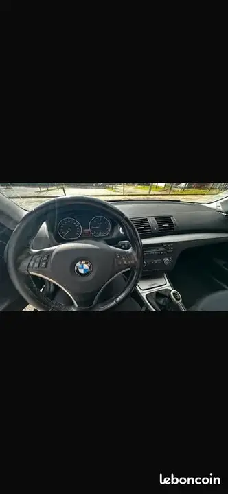 BMW 1 Series 2008 photo 3