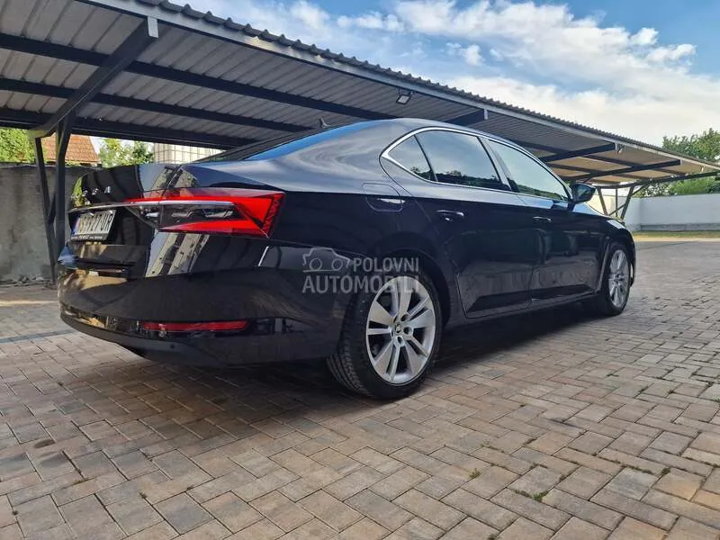 Skoda Superb 2022 photo 4