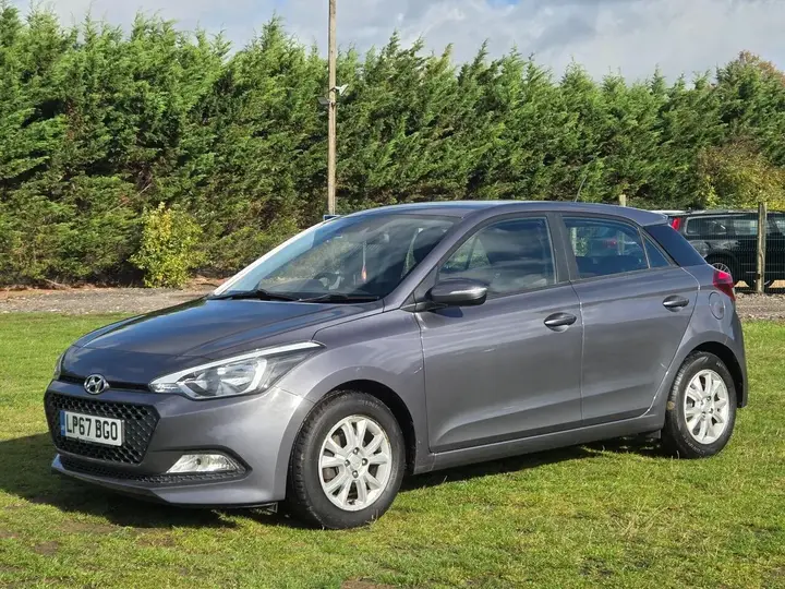 Hyundai I20 2017 photo 3