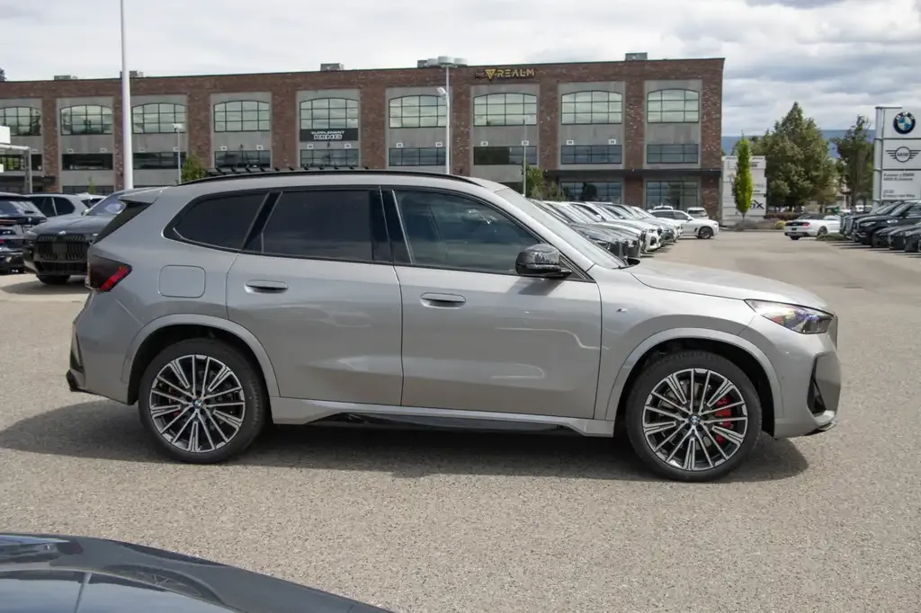 BMW X1 2026 photo 3
