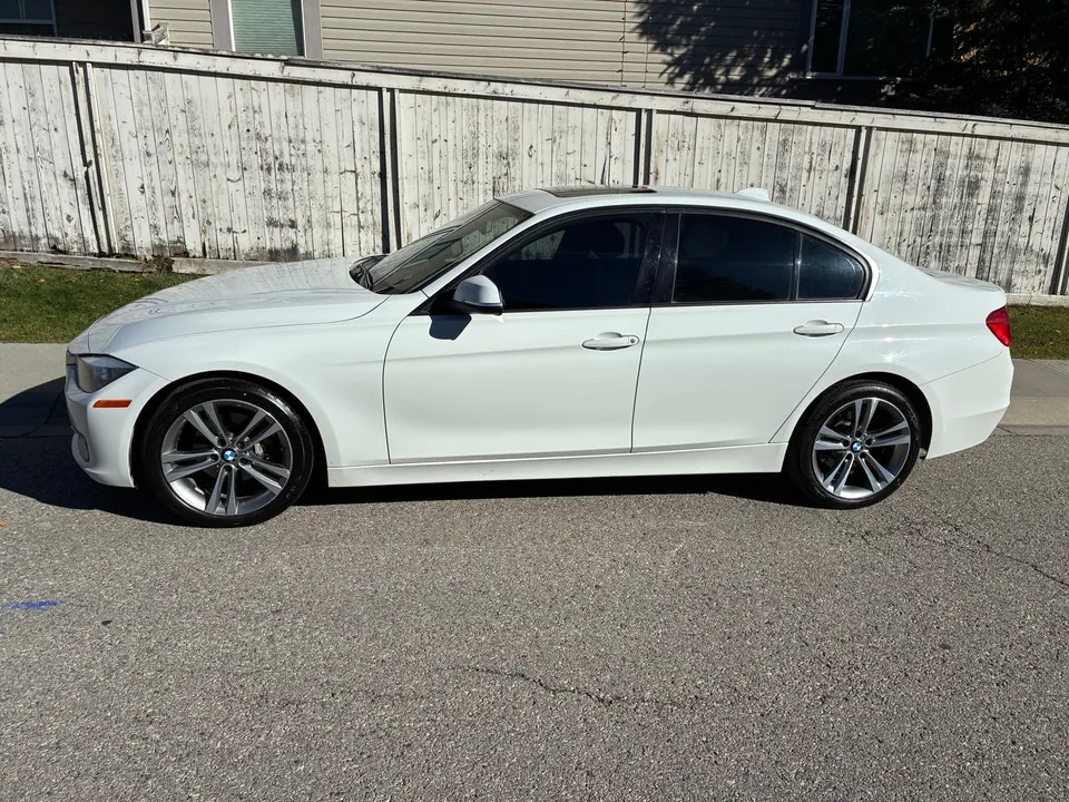 BMW 320I