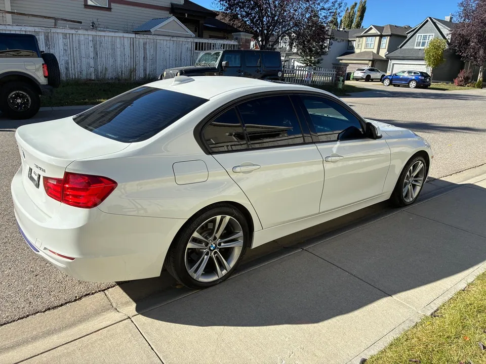 BMW 320I 2015 photo 2