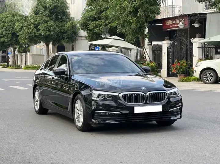 BMW 5 Series 2018 photo 4