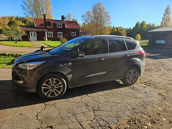 Ford Kuga 2016 photo 2