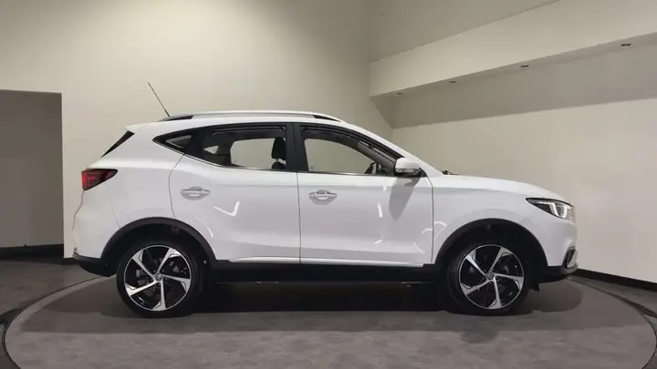 MG Zs Ev 2020 photo 2