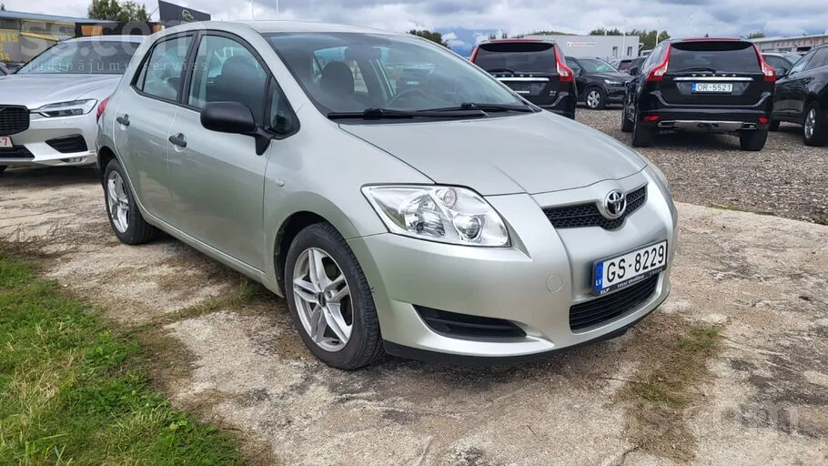 Toyota Auris