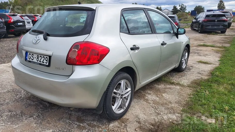 Toyota Auris 2007 photo 3