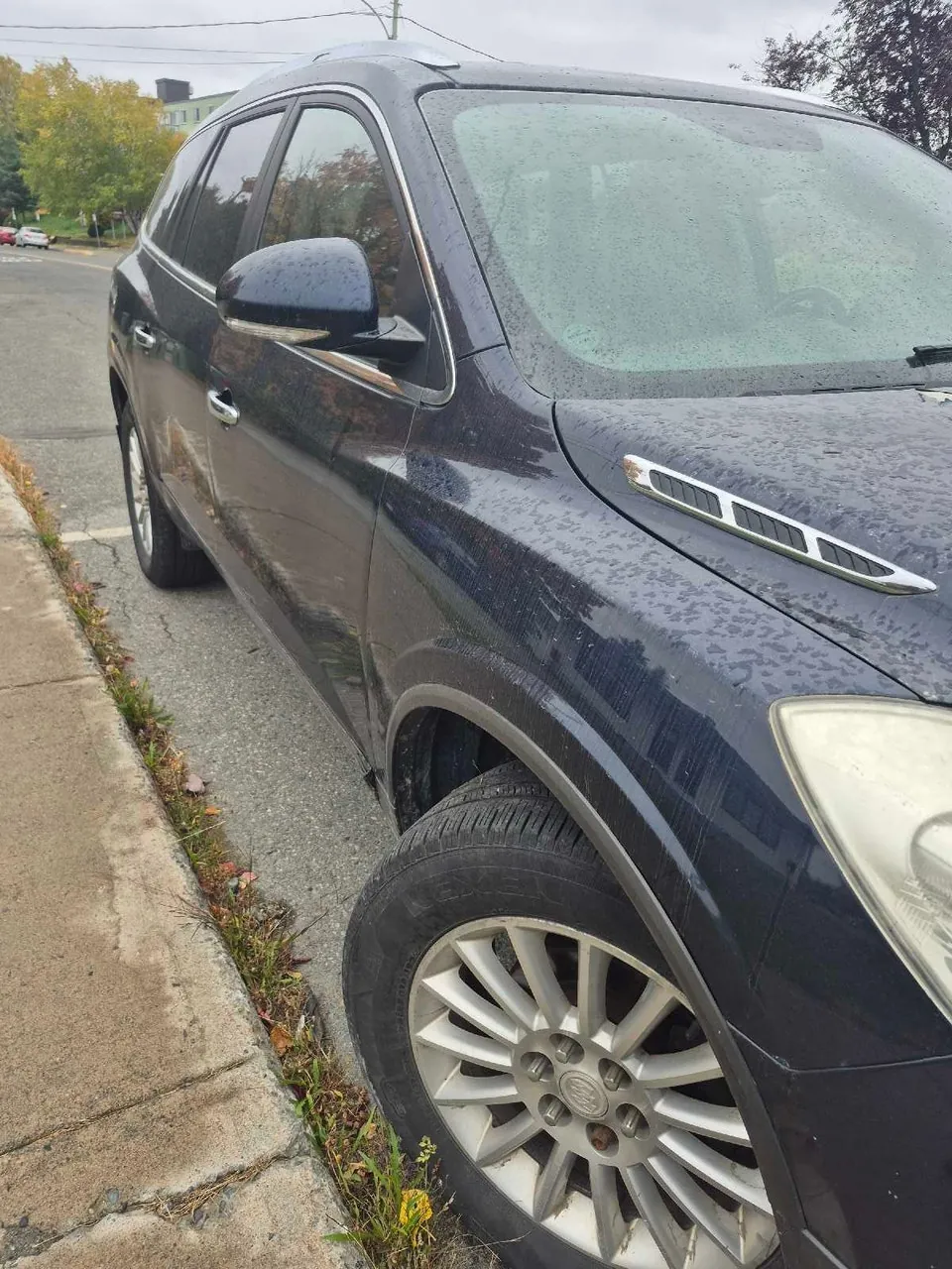 Buick Enclave 2011 photo 5
