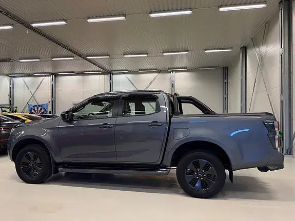 Isuzu D-Max 2023 photo 3