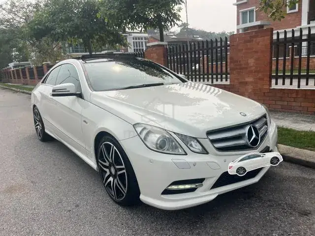 Mercedes-Benz E250 Coupe