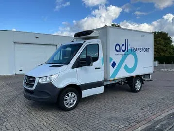 Mercedes-Benz Sprinter 2023 photo 2