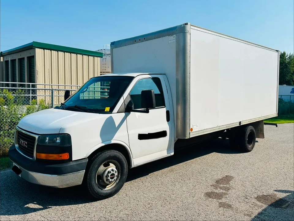 GMC Savana