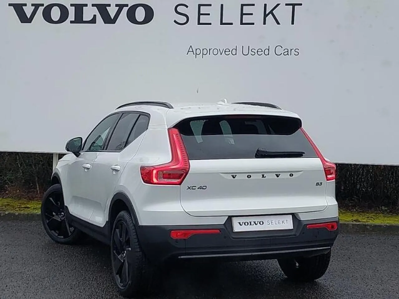 Volvo Xc40 2025 photo 2
