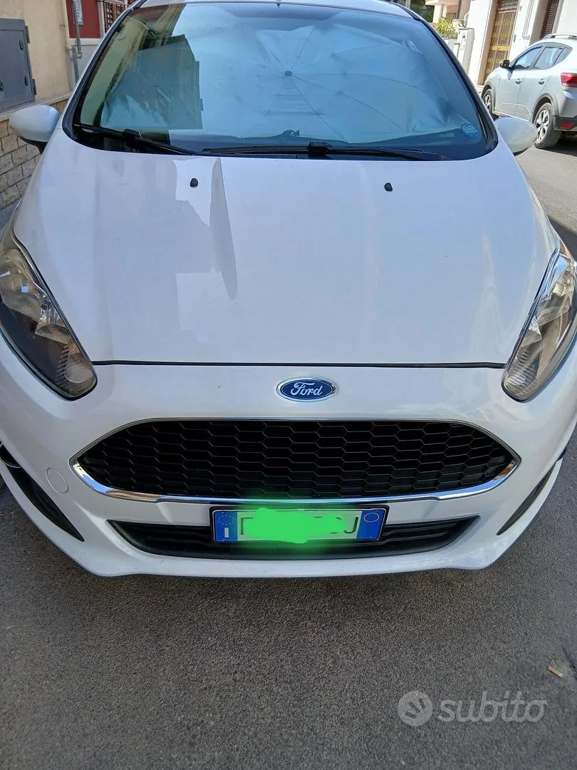 Ford Fiesta 2016 photo 2