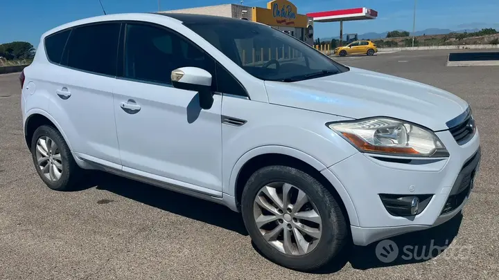 Ford Kuga 2010 photo 2