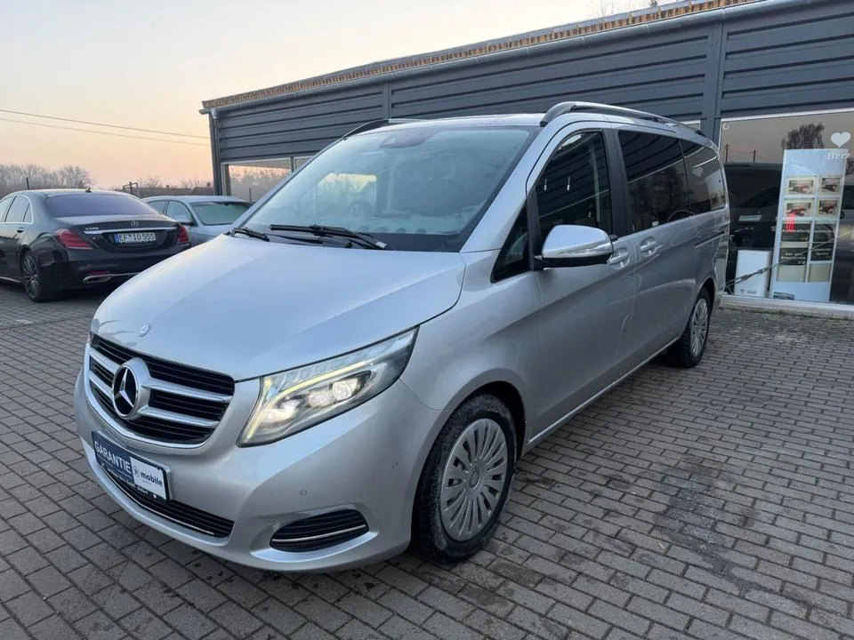 Mercedes-Benz V 250